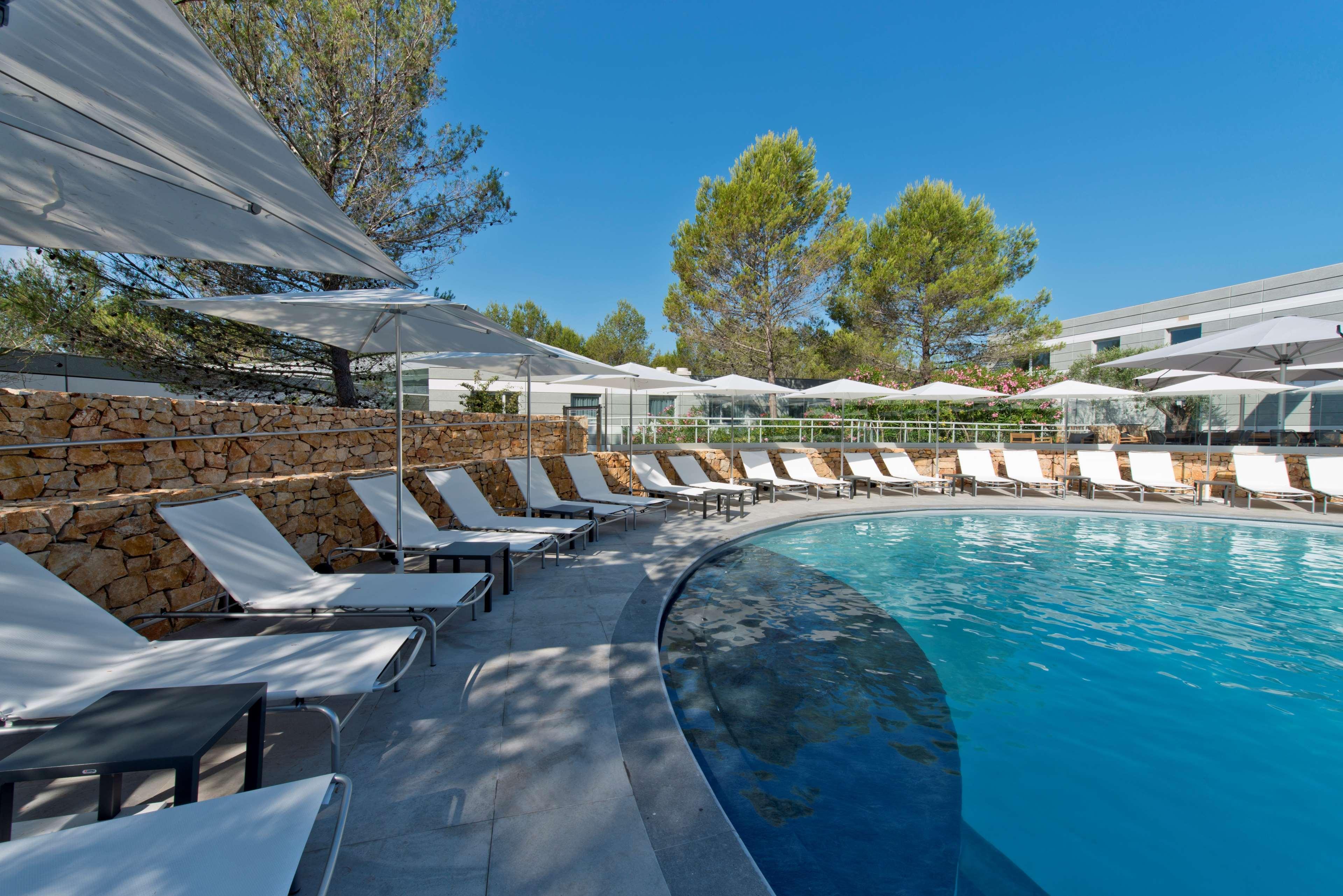 Golden Tulip Sophia Antipolis - Hotel & Spa Валбон Екстериор снимка